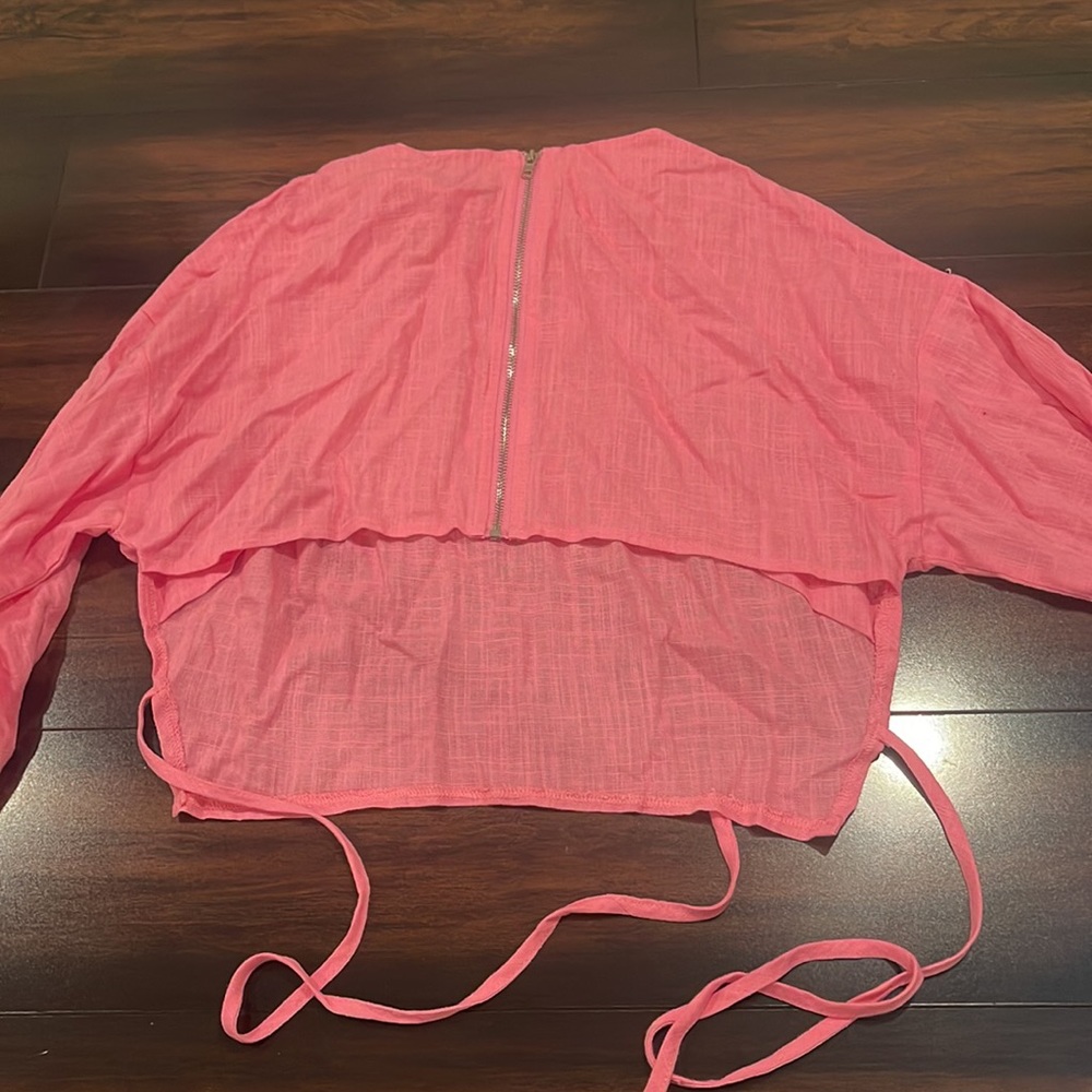 Nasty gal cropped pink tie back top